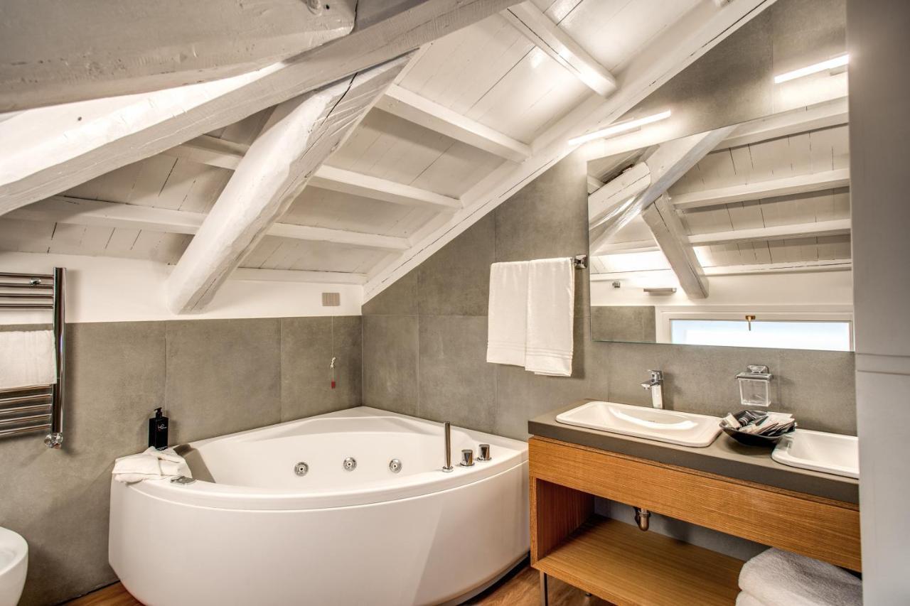 Profumo Maison Ripetta Bed & Breakfast 4*